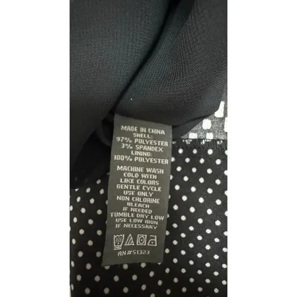 Vince Camuto Black & White Geometric A-Line Skirt | Size 6 - Picture 3 of 5